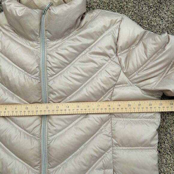 Kenneth Cole Light Creamy Duck Down Quilted Puffer Coat Cozy Minimalist XL - Picture 7 of 8